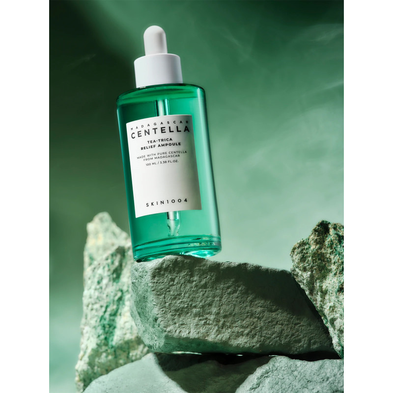 Заспокійлива сироватка для обличчя для проблемної шкіри SKIN1004 Madagascar Centella Tea-Trica Relief Ampoule 100мл