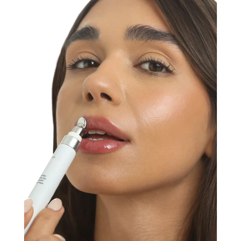 Блиск для губ з ментолом Unico LIP GLOSS with menthol - LACE
