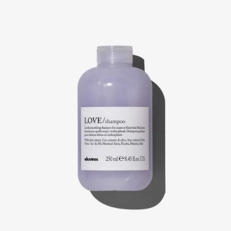 Шампунь для розгладження неслухняного та хвилястого волосся Essential Haircare Davines LOVE smoothing Shampoo